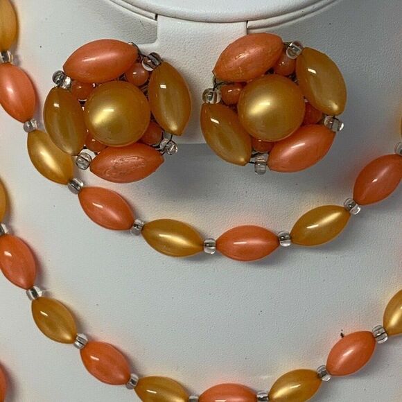 Vintage Single Strand Necklace Clip On Earrings - Picture 3 of 8